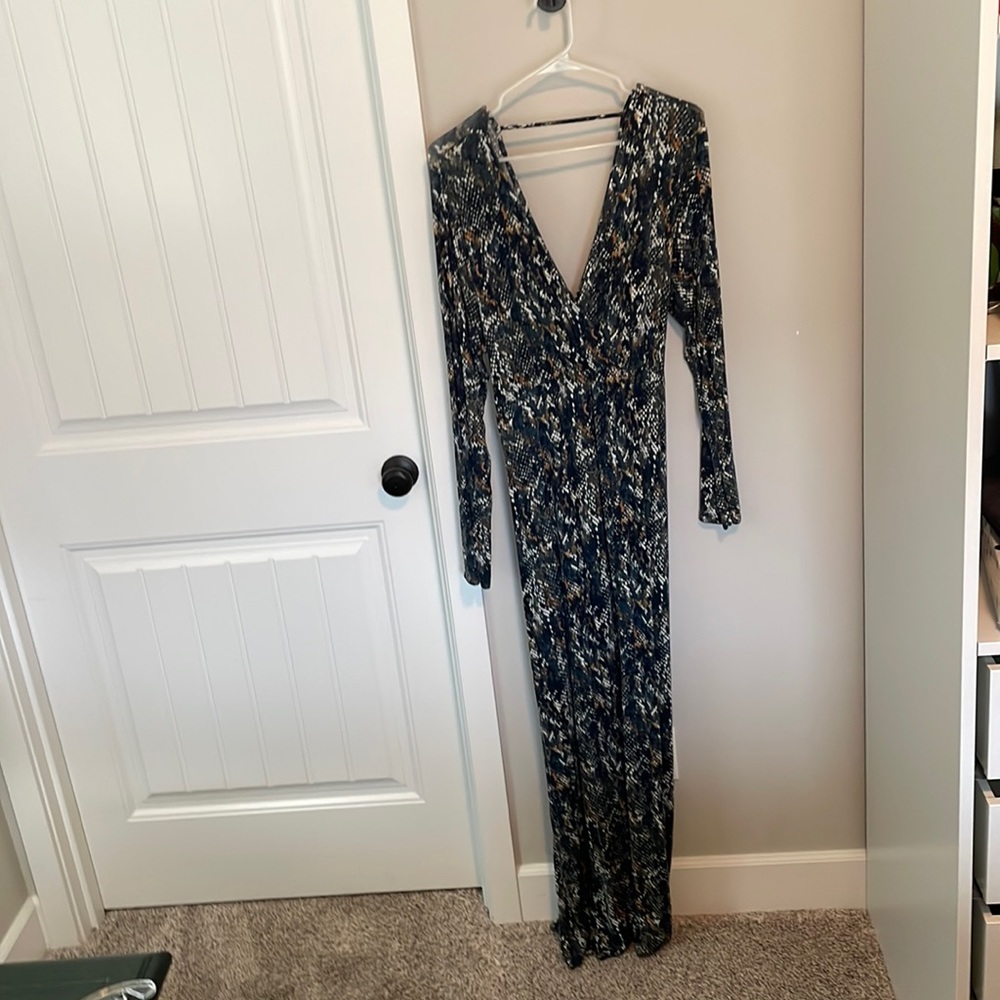 Maternity Dress-Jessica Simpson, extra large, snake skin, maternity dress.